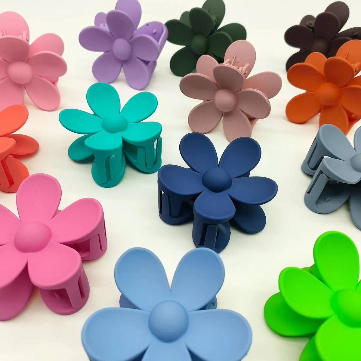 Matte Flower Claw